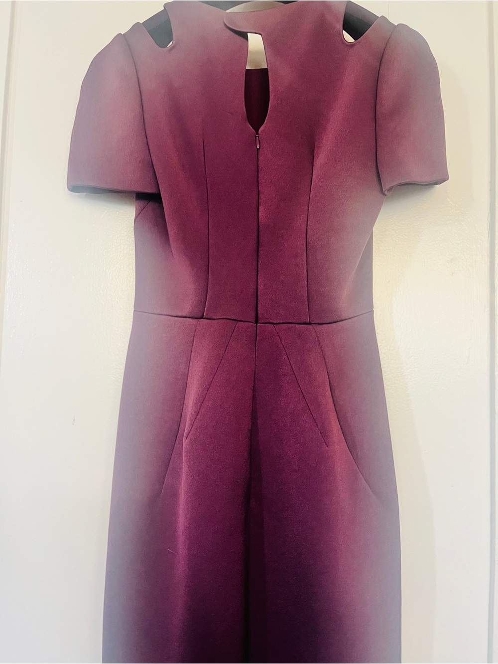 Zac Posen Plum Sheath Dress with Cutout Shoulders 6 - Picture 6 of 10